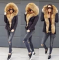 Krótka czarna parka z futrem z jenota Luxury Black