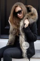 Krótka czarna parka z futrem z jenota Luxury Black