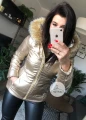 Kurtka parka pikowana złota ze sztucznym futrem