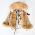 Krótka parka w kolorze rudym z naturalnym futrem