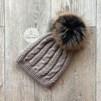 Zimowa czapka warkocz II JENOT NATURALNY kolory one size