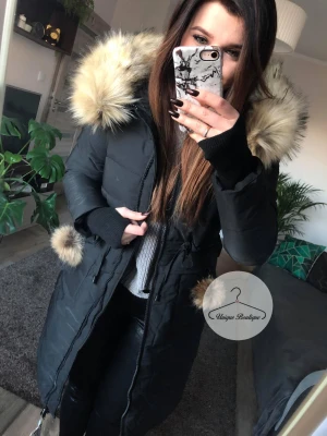 Czarny ocieplany płaszcz zimowy SNOWFLAKE S-XL