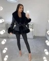Krótki czarny płaszcz z eko-skóry ze sztucznym futerkiem Kendall