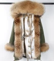 Długa parka gwiazd khaki z futrem naturalnym