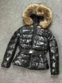 Kurtka puchowa czarna z naturalnym futrem Moncler