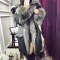 Parka khaki puchowa Moncler srebrny Lis naturalny