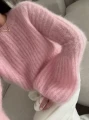  Sweter moherowy szerokie mankiety Dzwonek pudrowy róż YARN