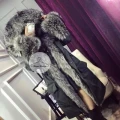 Parka khaki puchowa Moncler srebrny Lis naturalny