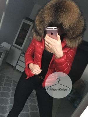 Kurtka pikowana czerwona z futrem naturalnym