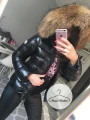 Kurtka puchowa czarna z naturalnym futrem Moncler