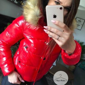 Czerwona lakierowana zimowa kurtka pikowana a'la Moncler M-XL