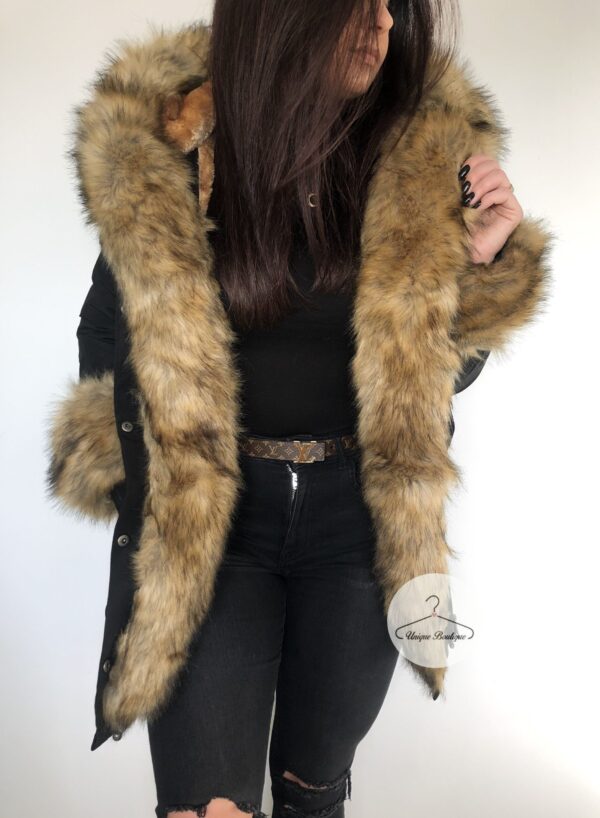 4014.jpg Zimowa czarna parka Winter natural brązowe futro sztuczne XS-L