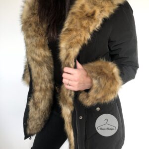 4022.jpg Zimowa czarna parka Winter natural brązowe futro sztuczne XS-L