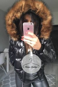 Czarna lakierowana zimowa kurtka pikowana a'la Moncler M-XL