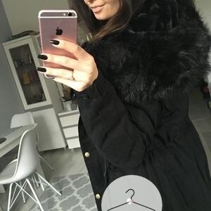 900.jpg Czarna parka ze sztucznym futrem Really